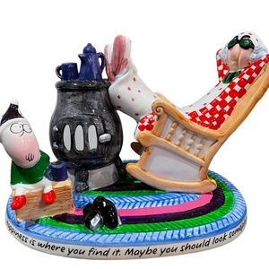 Shoebox CRABBY Maxine Happiness is where you find it. Maybe you should look...